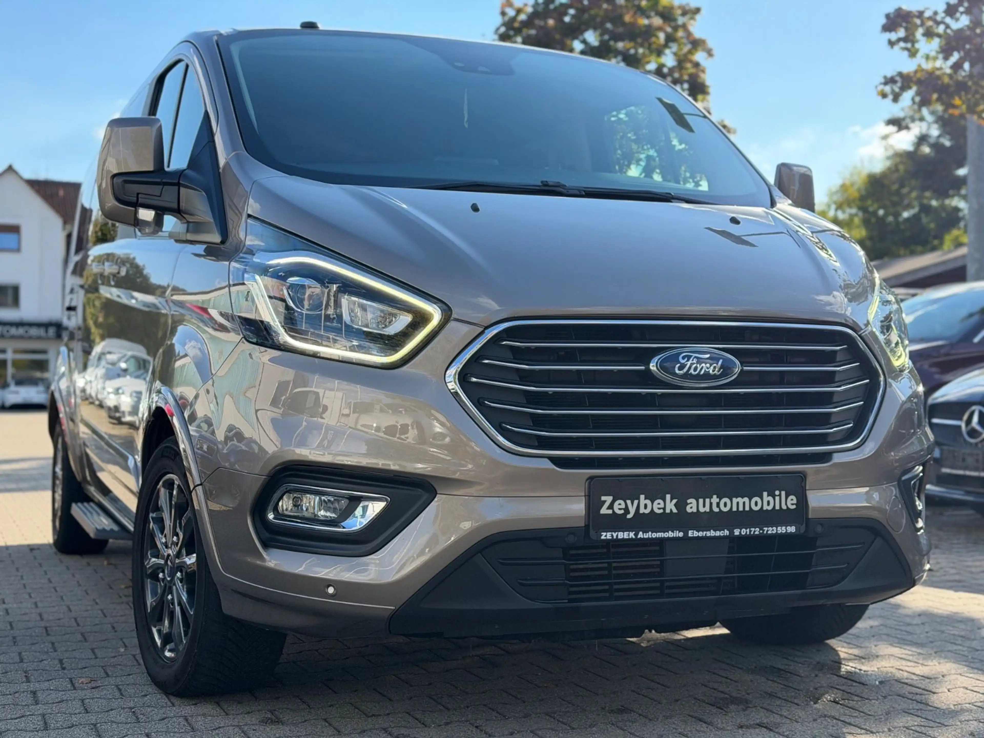 Ford Tourneo Custom Titanium Leder Navi Standtheizung — photo 2