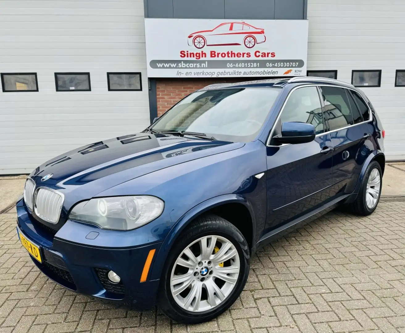 BMW X5 xDrive35i EXE/M-SPORT/PANORAMA/INRUIL MOG!!! Blauw - 2