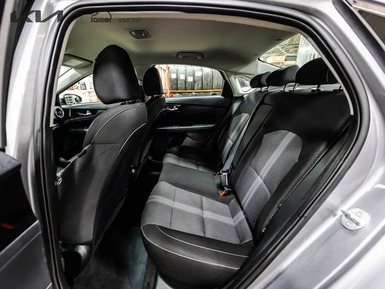Kia Forte снимка Kia Forte
