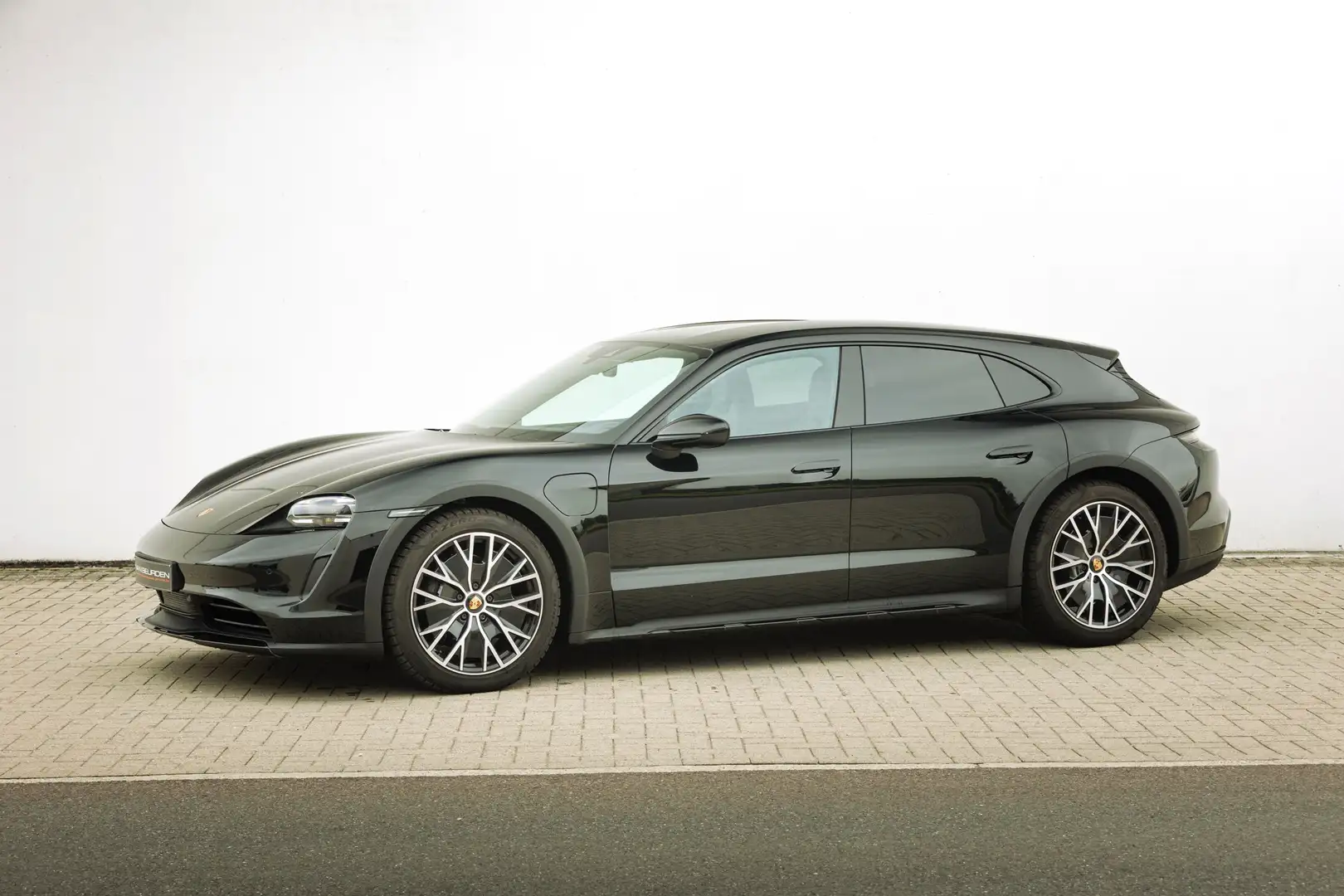 Porsche Taycan Taycan Cross Turismo 93.4 kWh Noir - 1