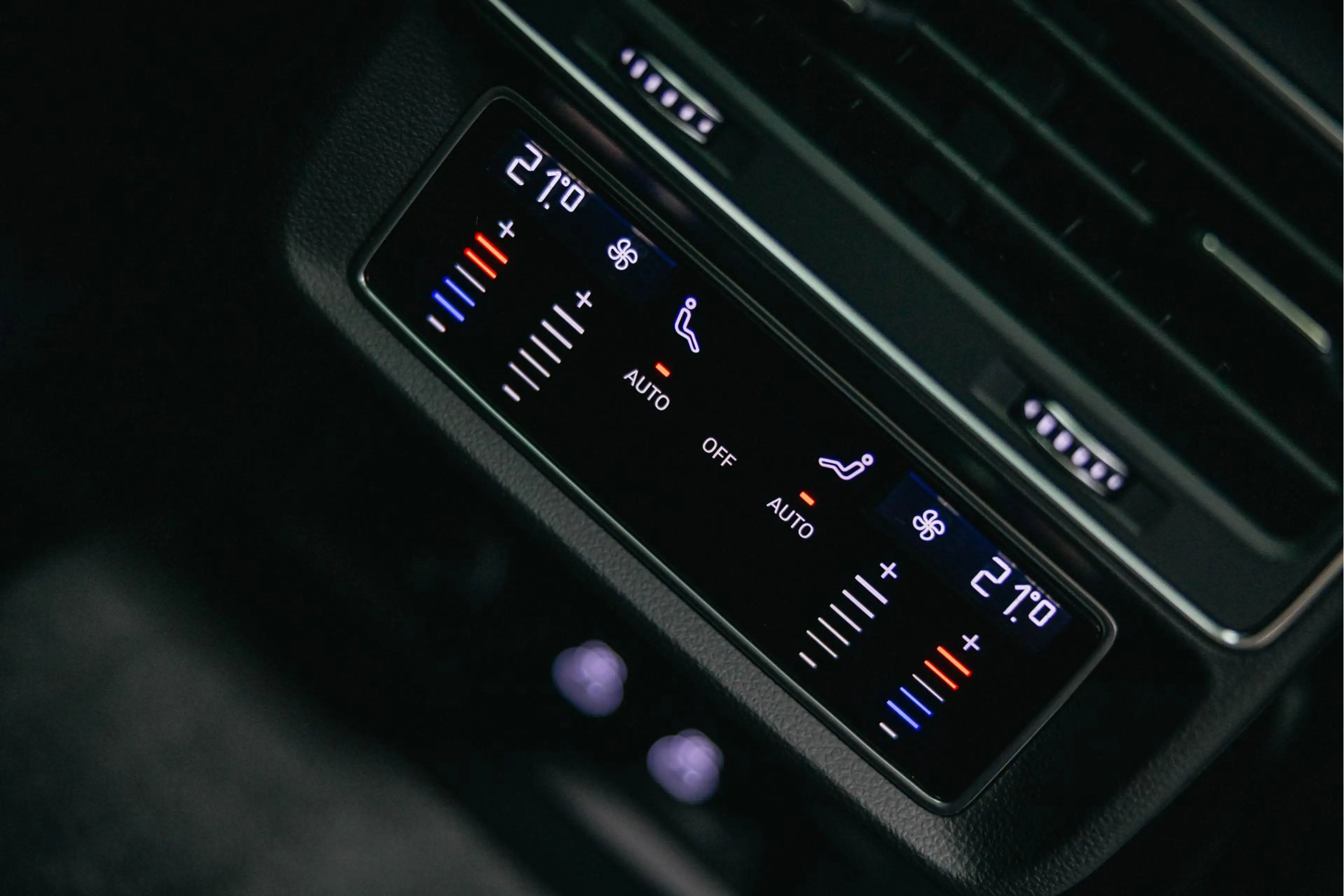 Audi RS Q8 RSQ8 Performance 4.0 TFSI RSQ8 quattro Performance — photo 31