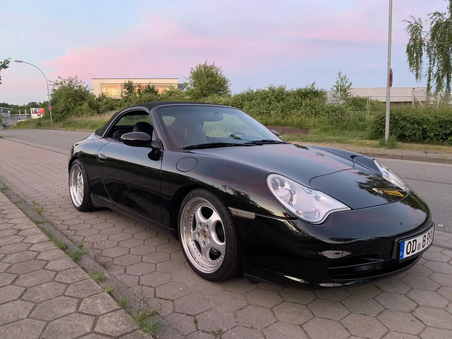 Porsche 996 911 Carrera C2 Cabrio  Schwarz/Schwarz - 1