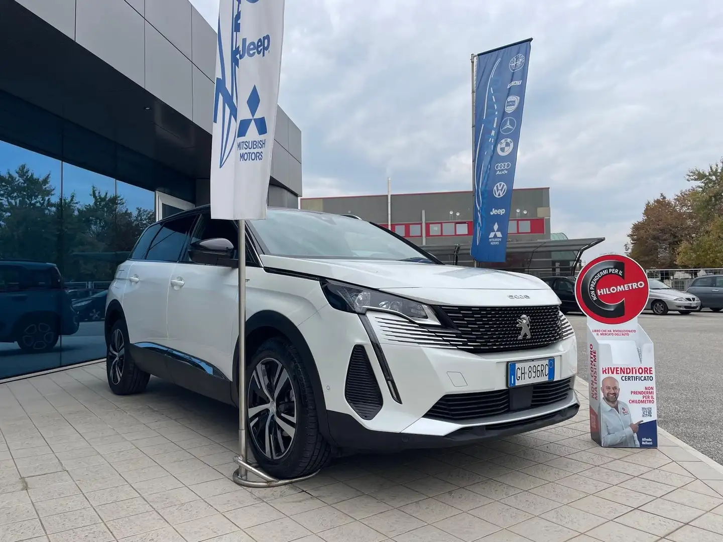 Peugeot 5008 5008 II  2.0 bluehdi GT-Line 7 POSTI e G. Traino Bianco - 2