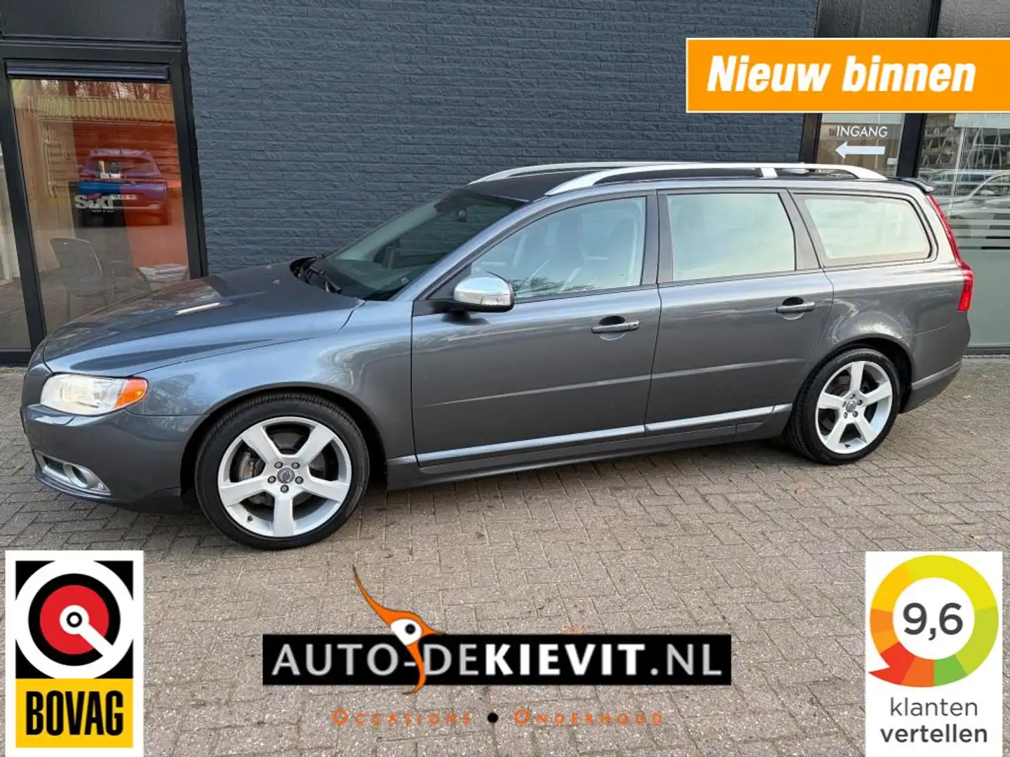 Volvo V70 2.0T R-EDITION Gris - 1
