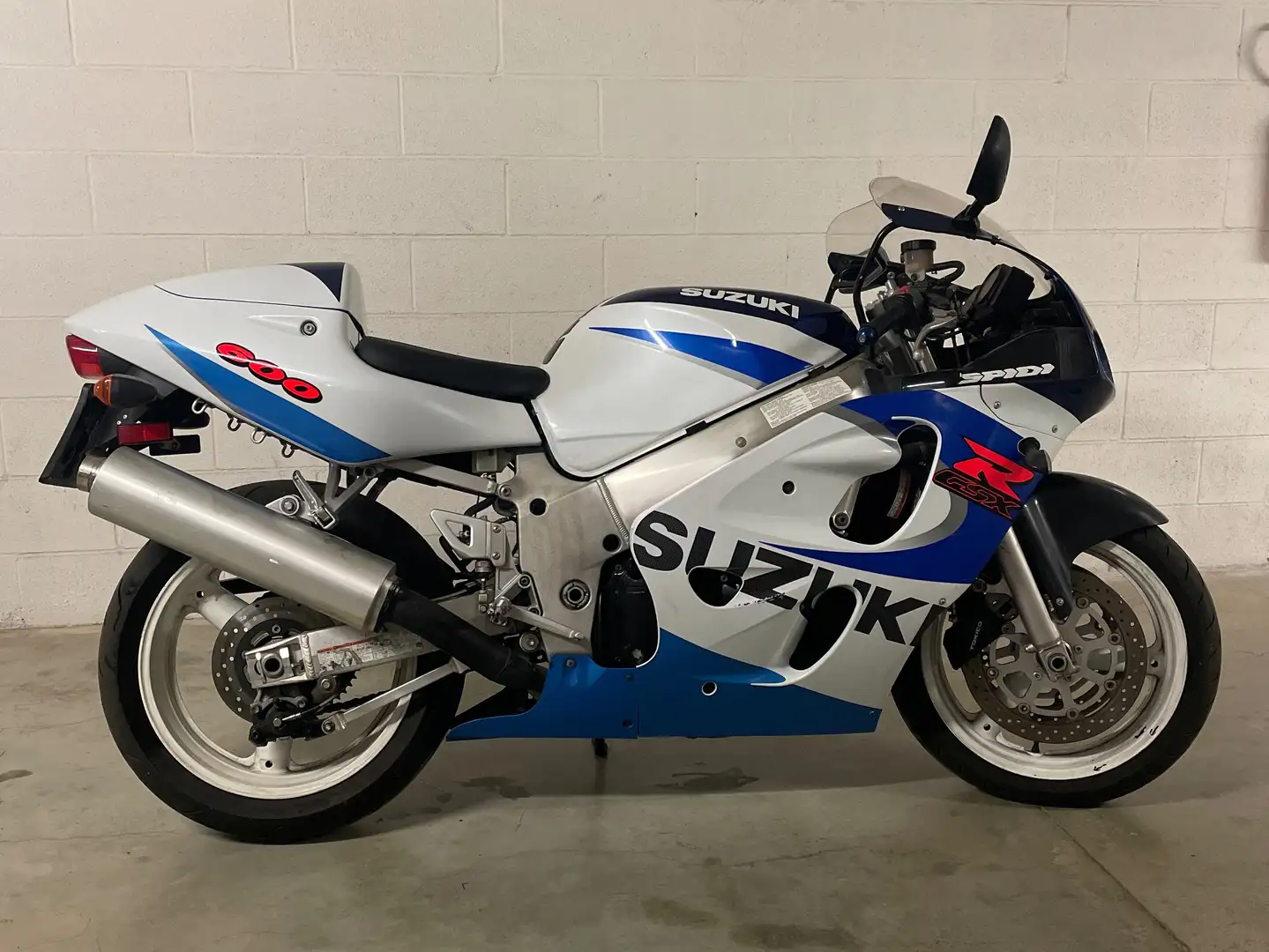 Suzuki GSX-R 600 Bianco - 1