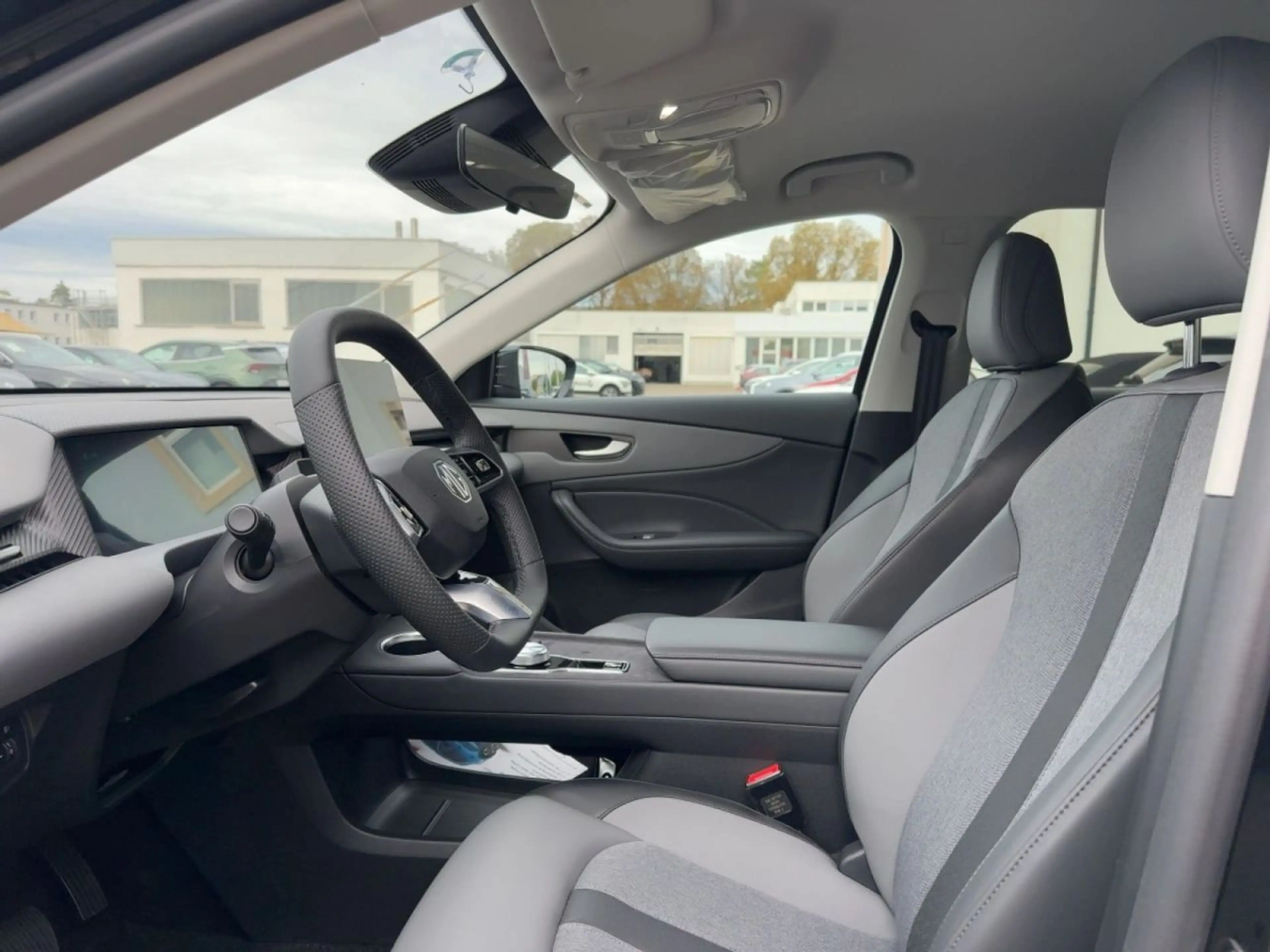 MG S5 EV 64 kWh Luxury — photo 9