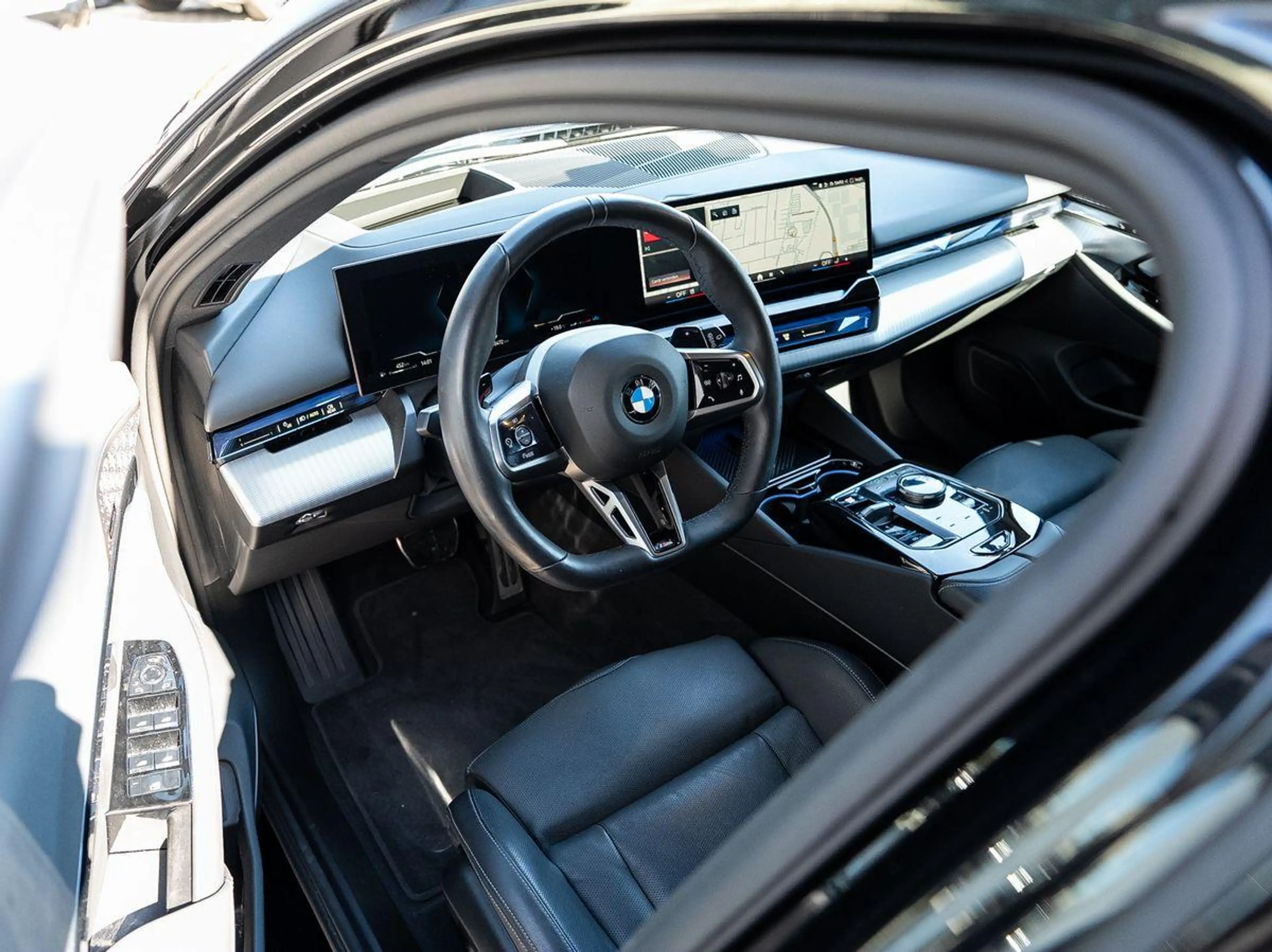 BMW 540 d xDrive Tour M-SportPRO StdHz MSitz PANO ACC — photo 12