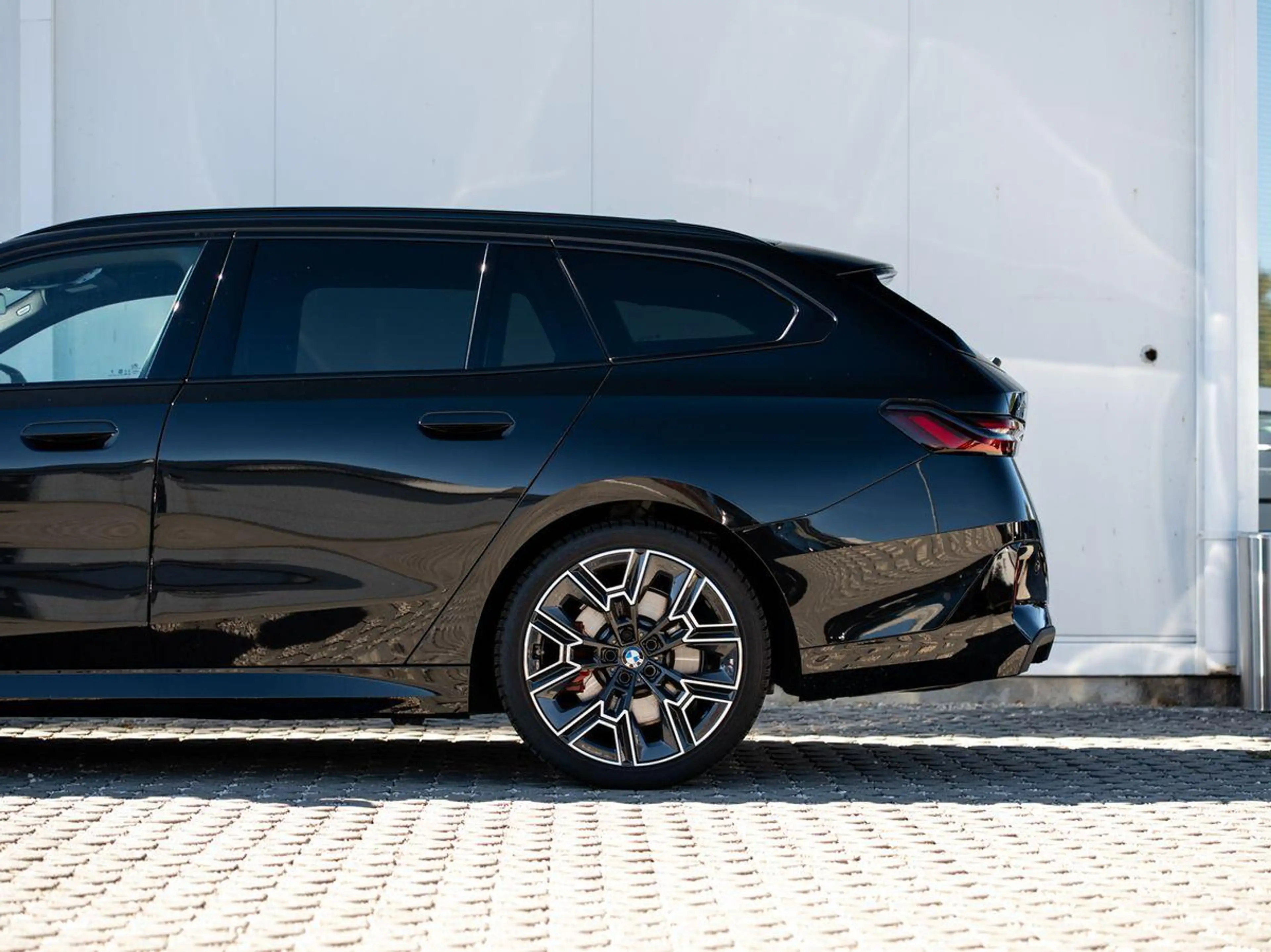 BMW 540 d xDrive Tour M-SportPRO StdHz MSitz PANO ACC — photo 10