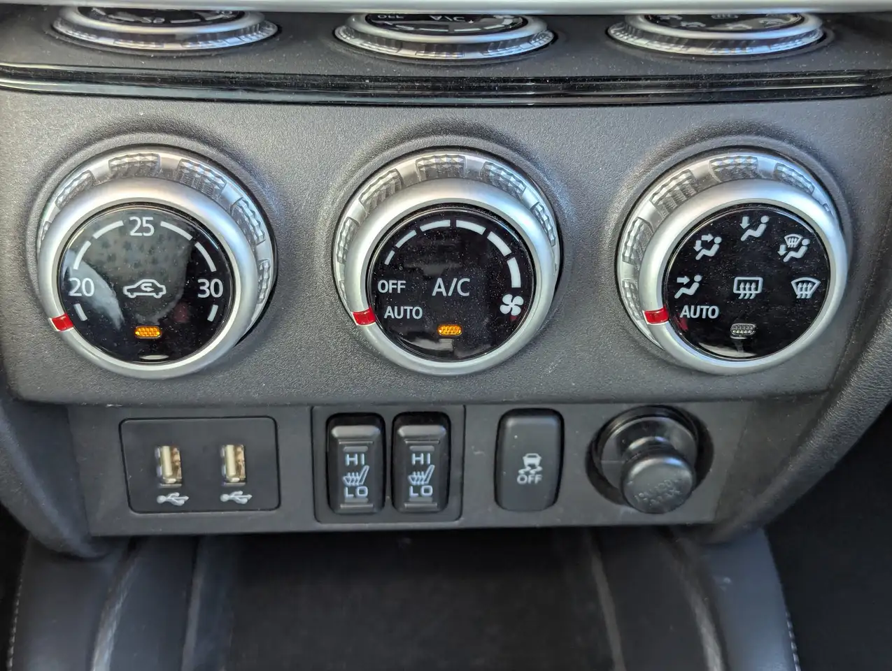 Mitsubishi RVR снимка Mitsubishi RVR