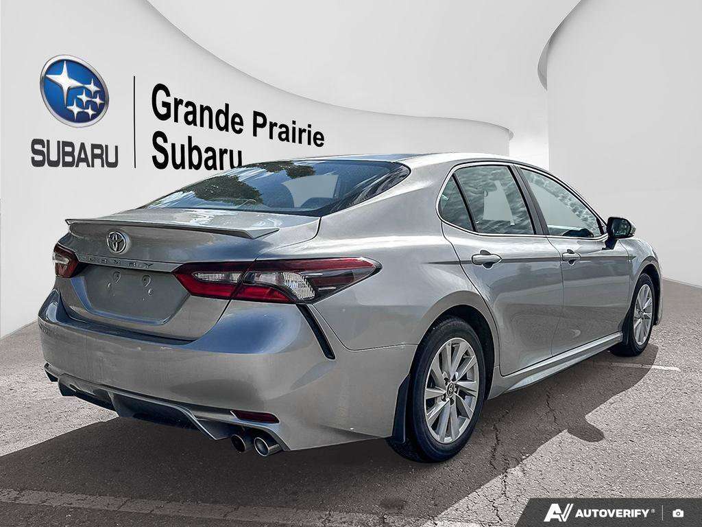2023 Toyota Camry SE — снимка 1