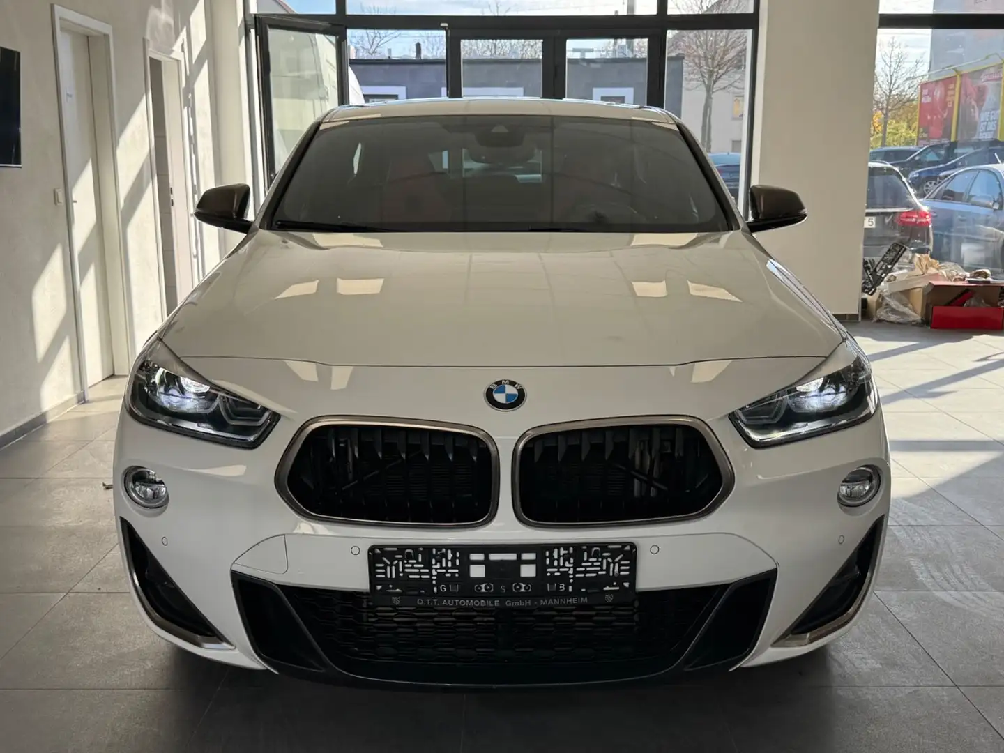 BMW X2 M35i-Schalensitz-Pano-HUD-ATM40TKM-TURBOS NEU Weiß - 2