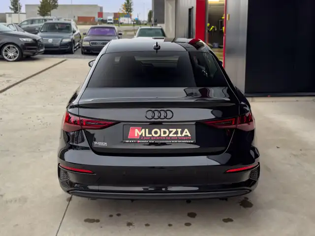 Audi A3 view 5