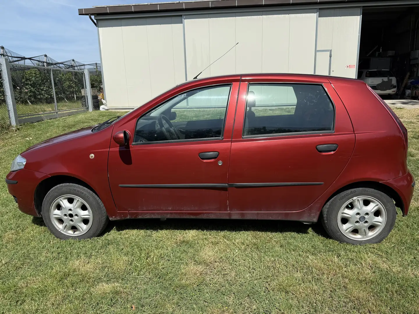 Fiat Punto Punto II 2003 5p 1.2 Dynamic Red - 2