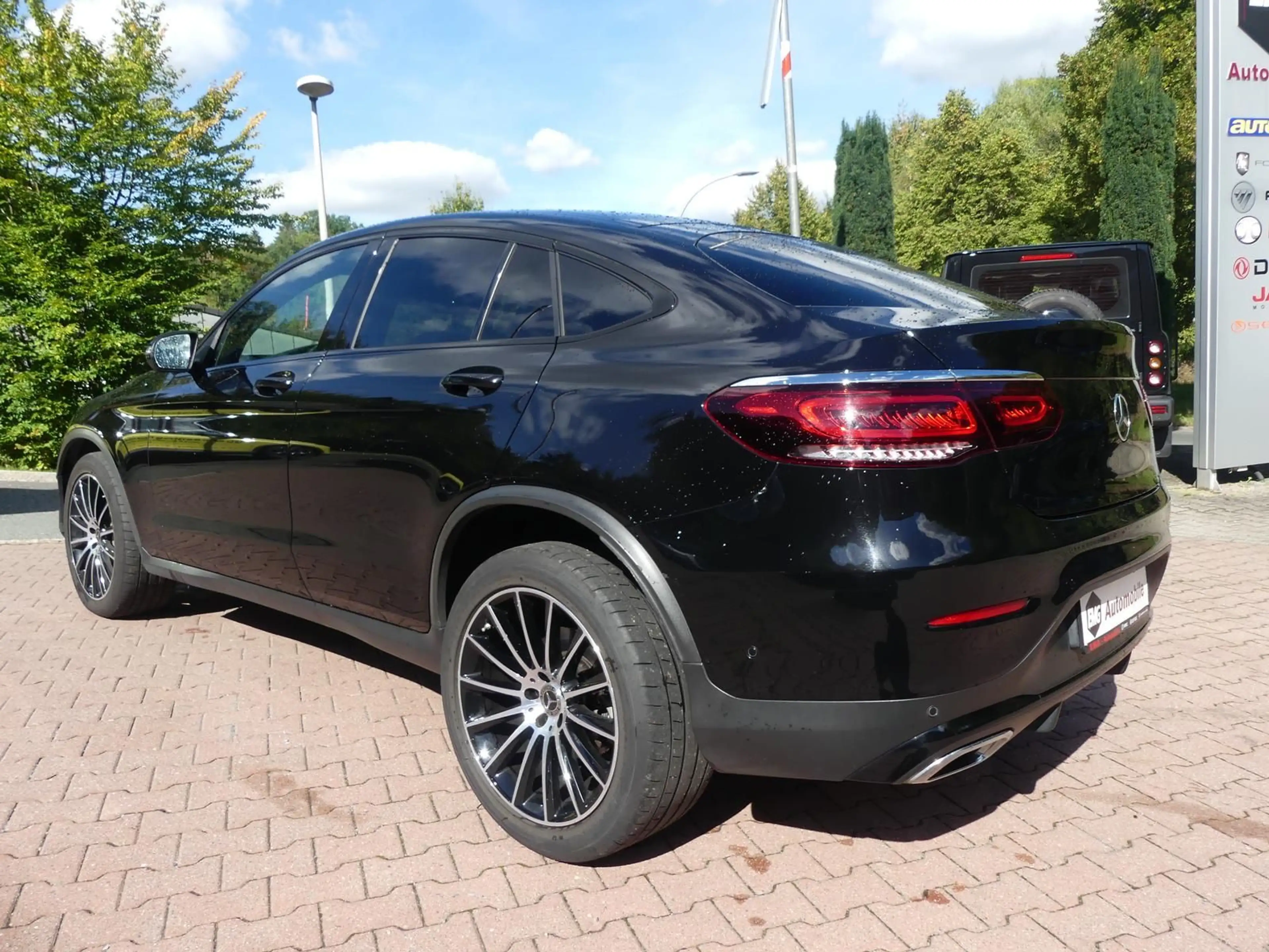 Mercedes-Benz GLC 400 d Coupe*4M*AMG*LED*360°*AHK*SHZ*DAB*ACC — photo 7