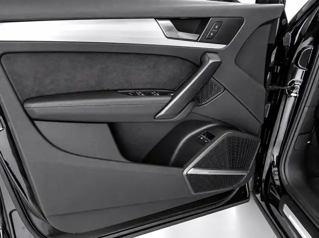 Audi Q5 view 20