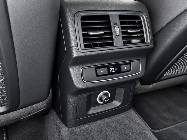 Audi Q5 view 21