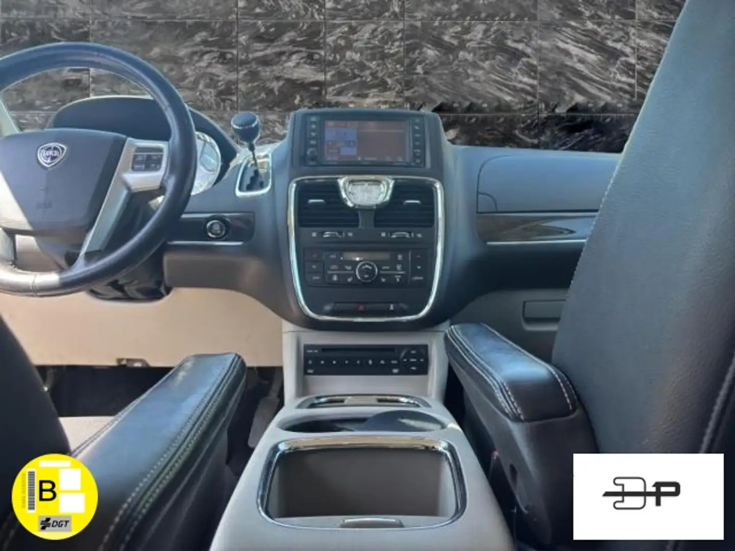 Lancia Voyager 2.8 Turbodiesel Gold Blanco - 2