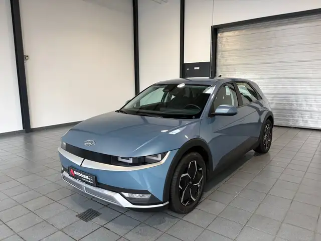 Hyundai IONIQ 5 view 3