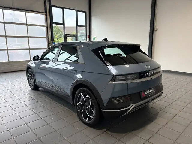 Hyundai IONIQ 5 view 4