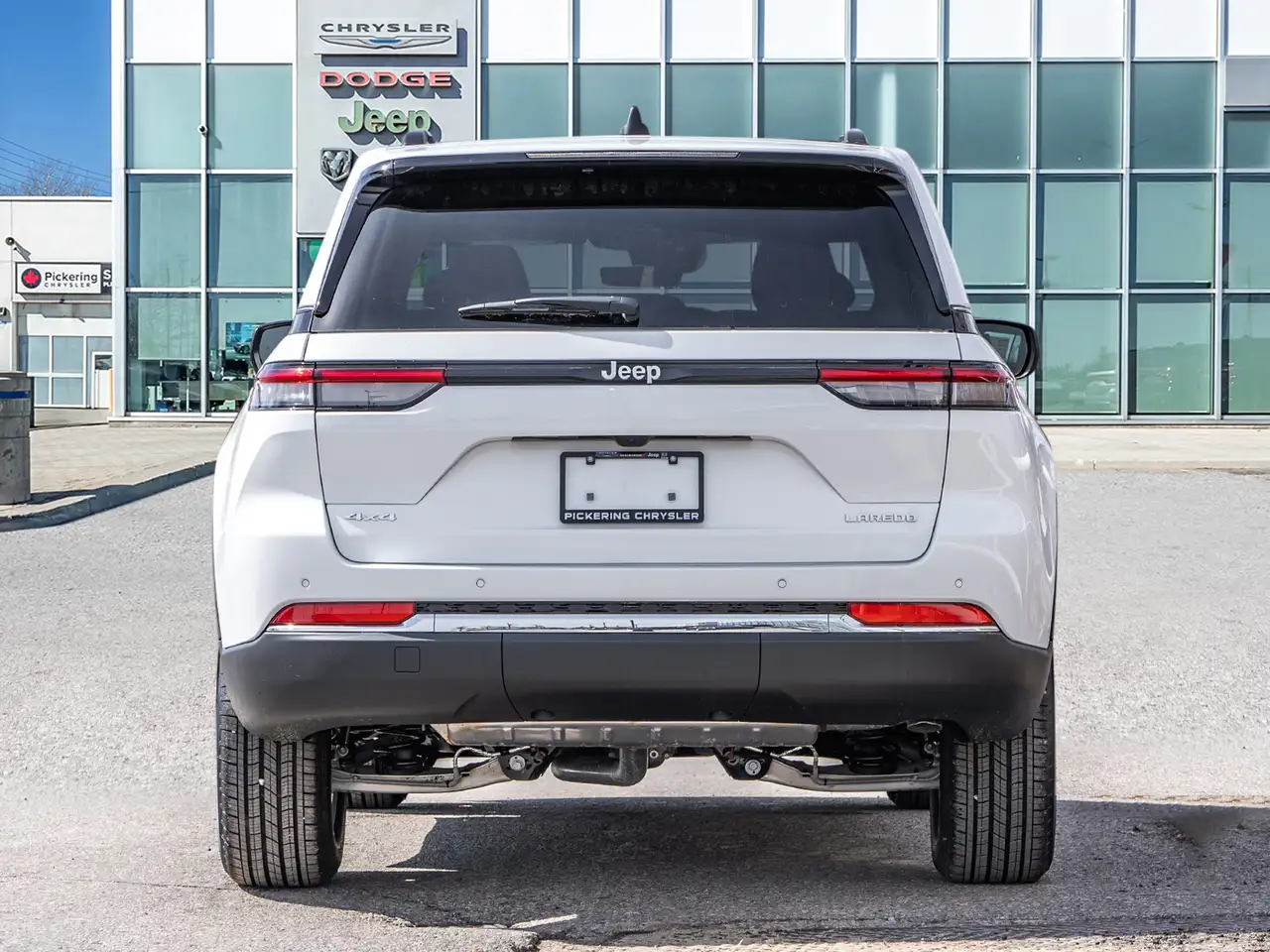 Jeep Grand Cherokee снимка Jeep Grand Cherokee