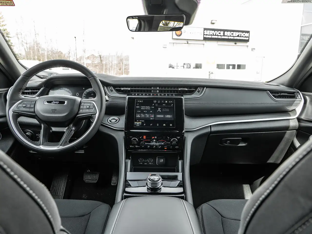 Jeep Grand Cherokee снимка Jeep Grand Cherokee