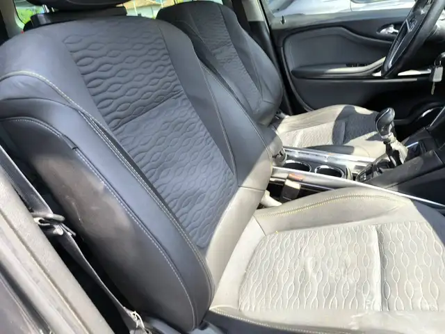 Opel Zafira Tourer view 13