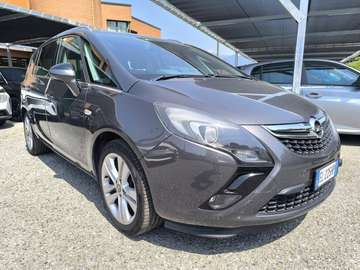 7 POSTI -2.0 cdti Cosmo 130cv