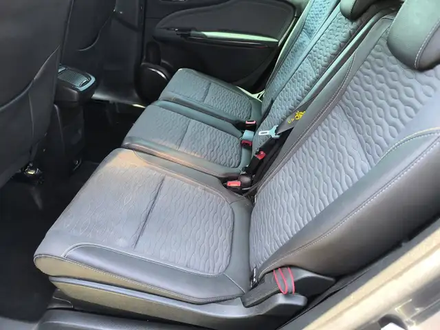 Opel Zafira Tourer view 14
