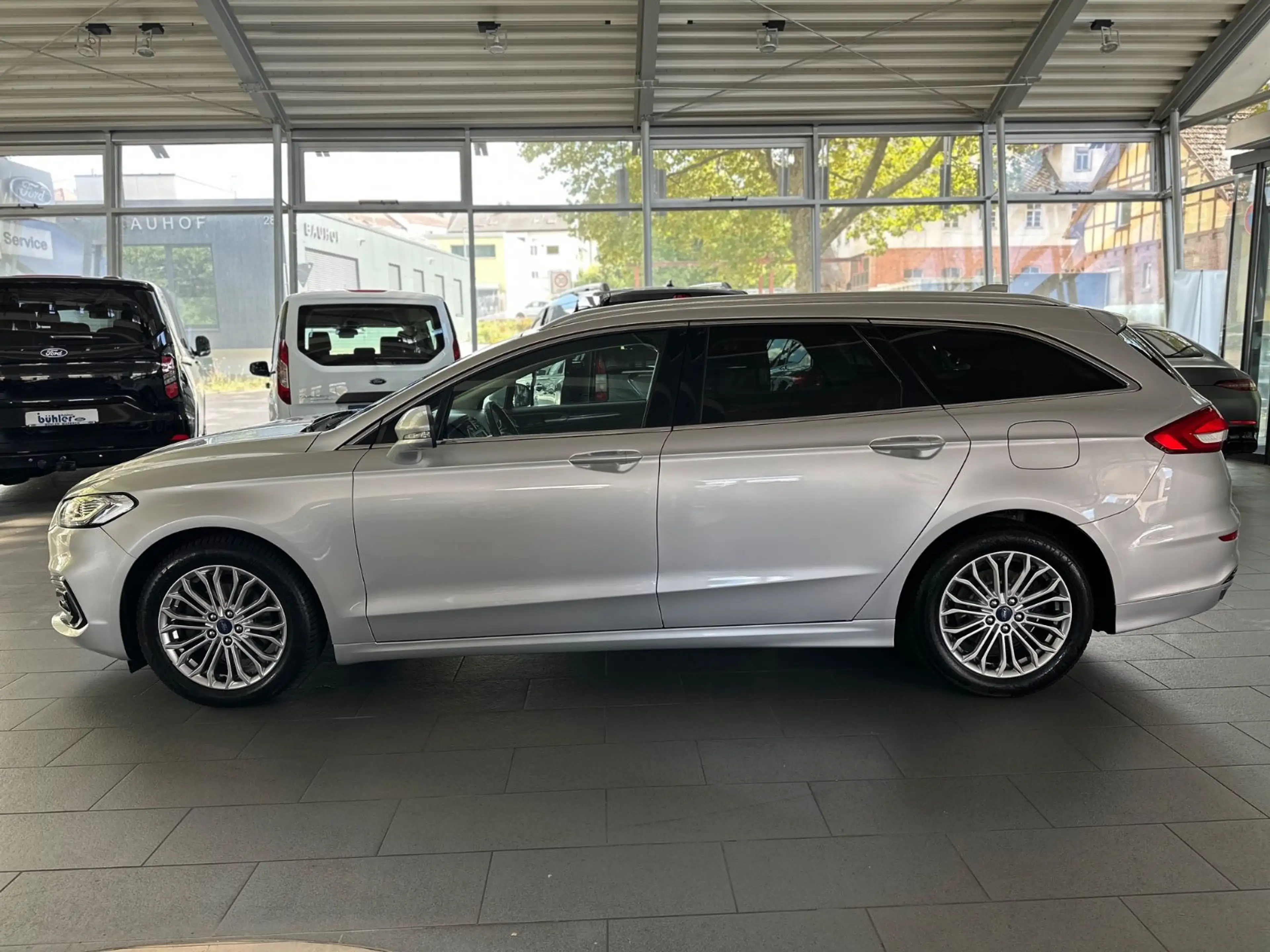 Ford Mondeo Turnier Titanium 2.0 #NAVI #CAM #DAB #LED — photo 2