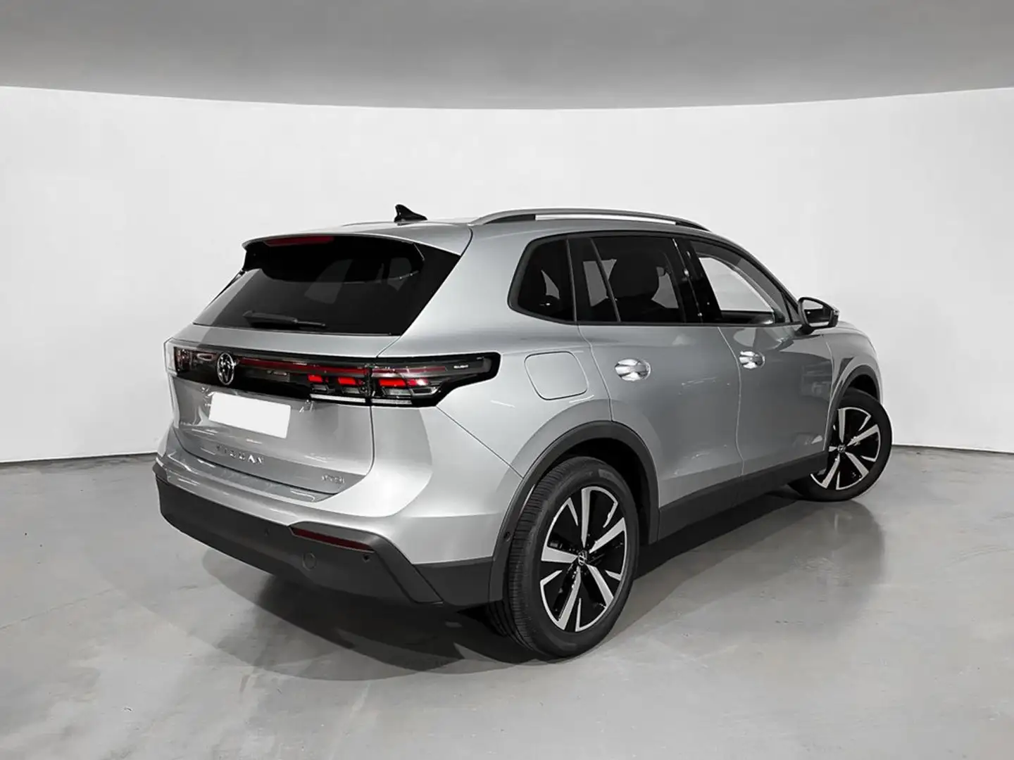Volkswagen Tiguan Nuevo Más 1.5 TSI mHEV 96kW (130 CV) DSG7 Amarillo - 2