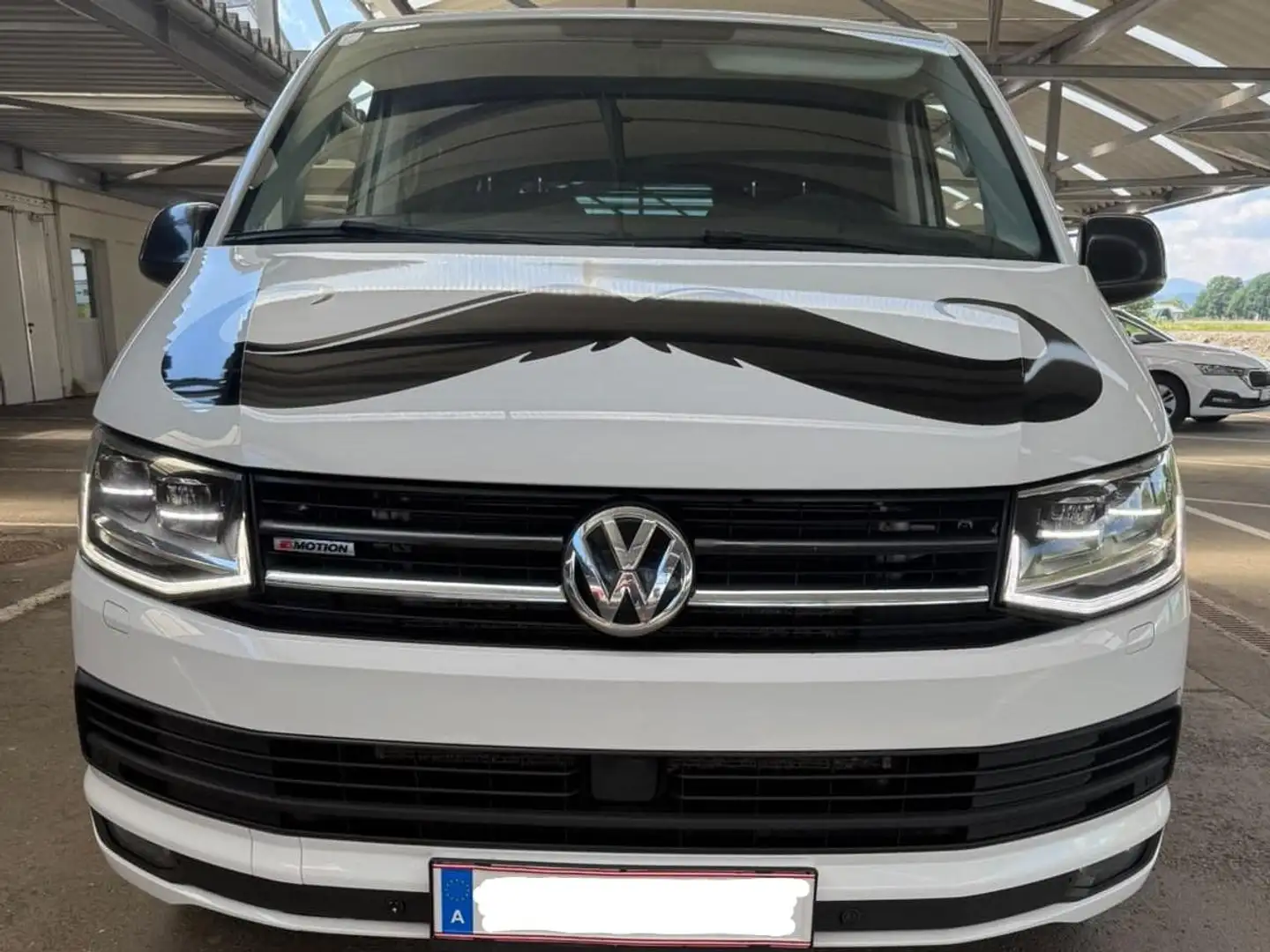 Volkswagen T6 Multivan Multivan Trendline 2,0 TDI 4Motion BMT DSG Trendline Weiß - 2