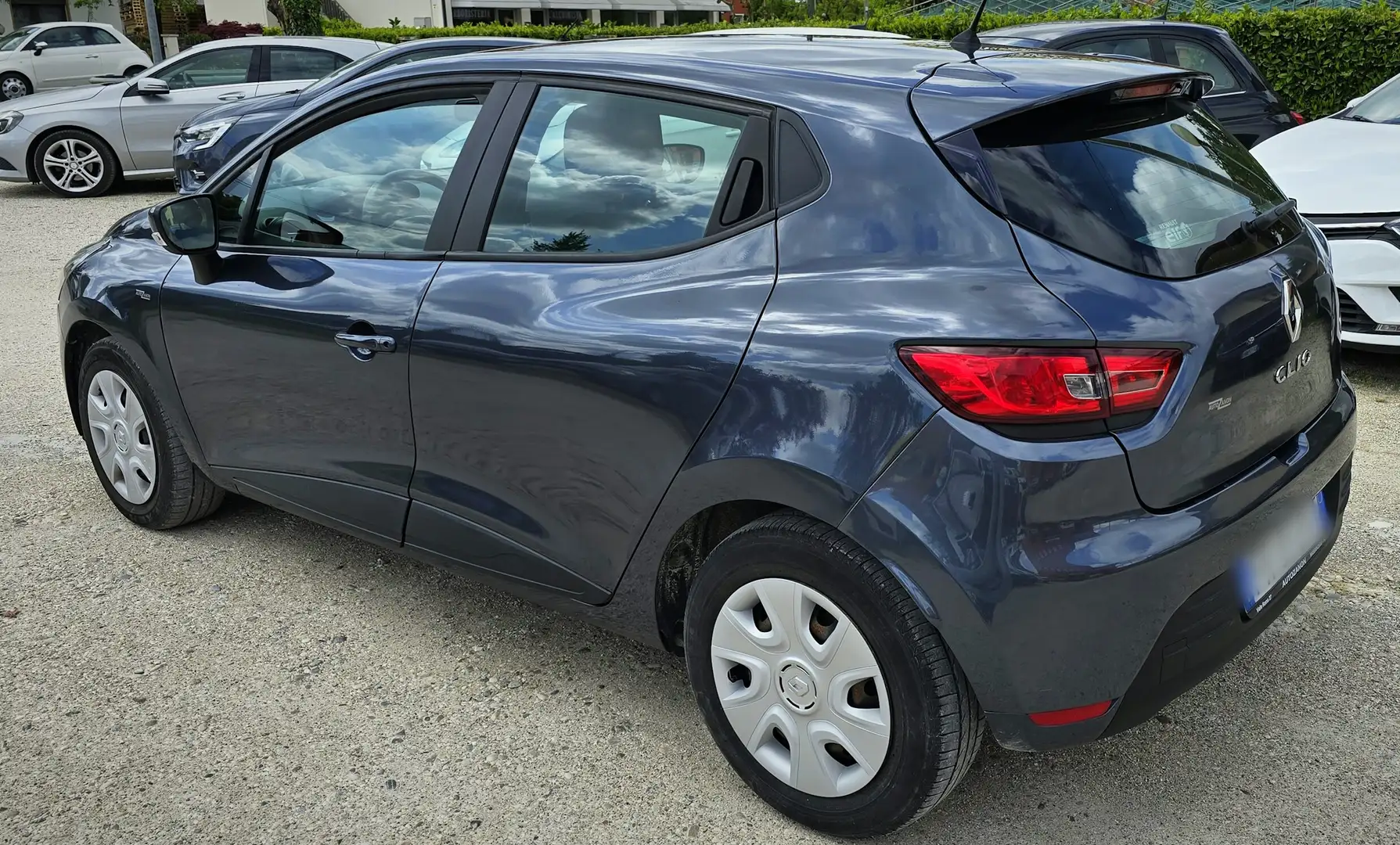 Renault Clio Clio 1.2 16v Life 75cv Grigio - 2