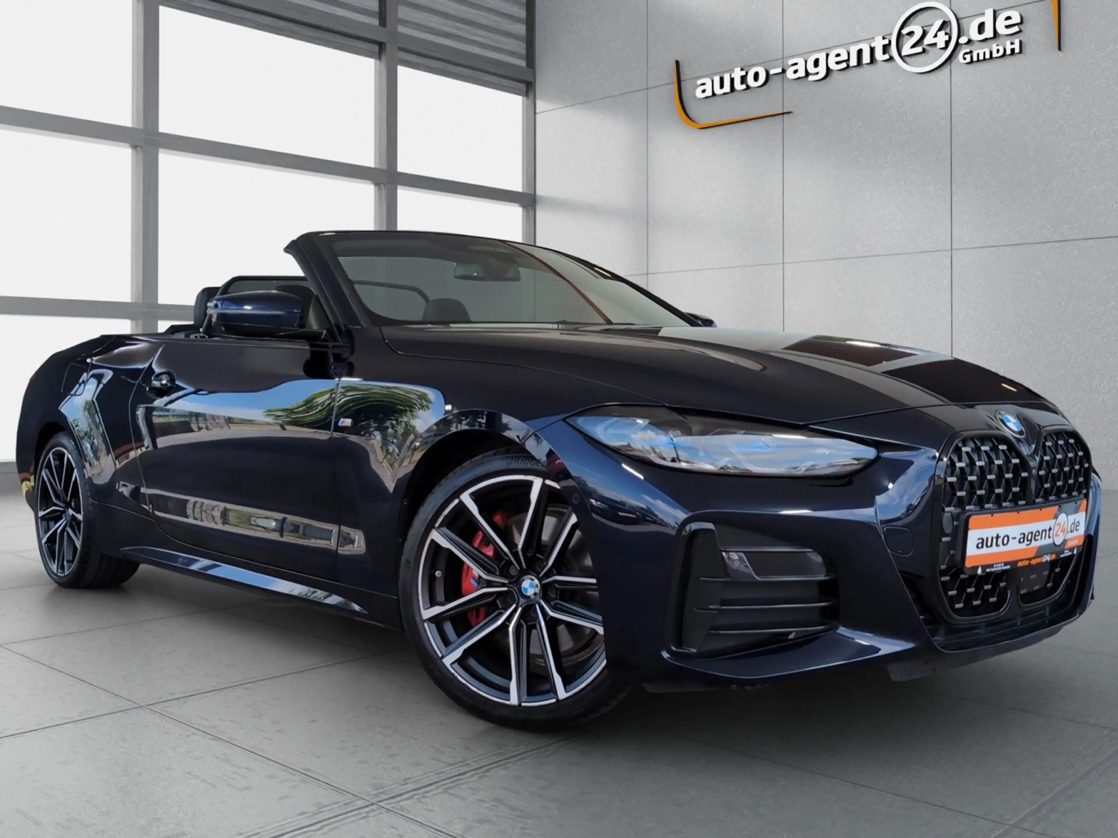 BMW M4 40d xD/Laser/AHK/360°/H&K/Carbon/ACC/OpenAir/Memor