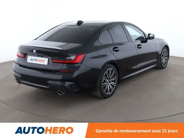 BMW 3 Series view 6