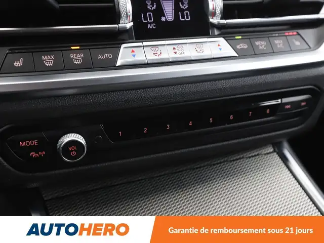 BMW 3 Series view 27