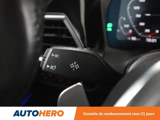 BMW 3 Series view 20