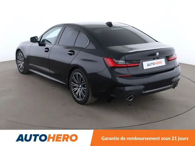 BMW 3 Series view 4