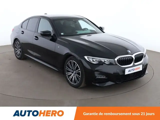 BMW 3 Series view 8
