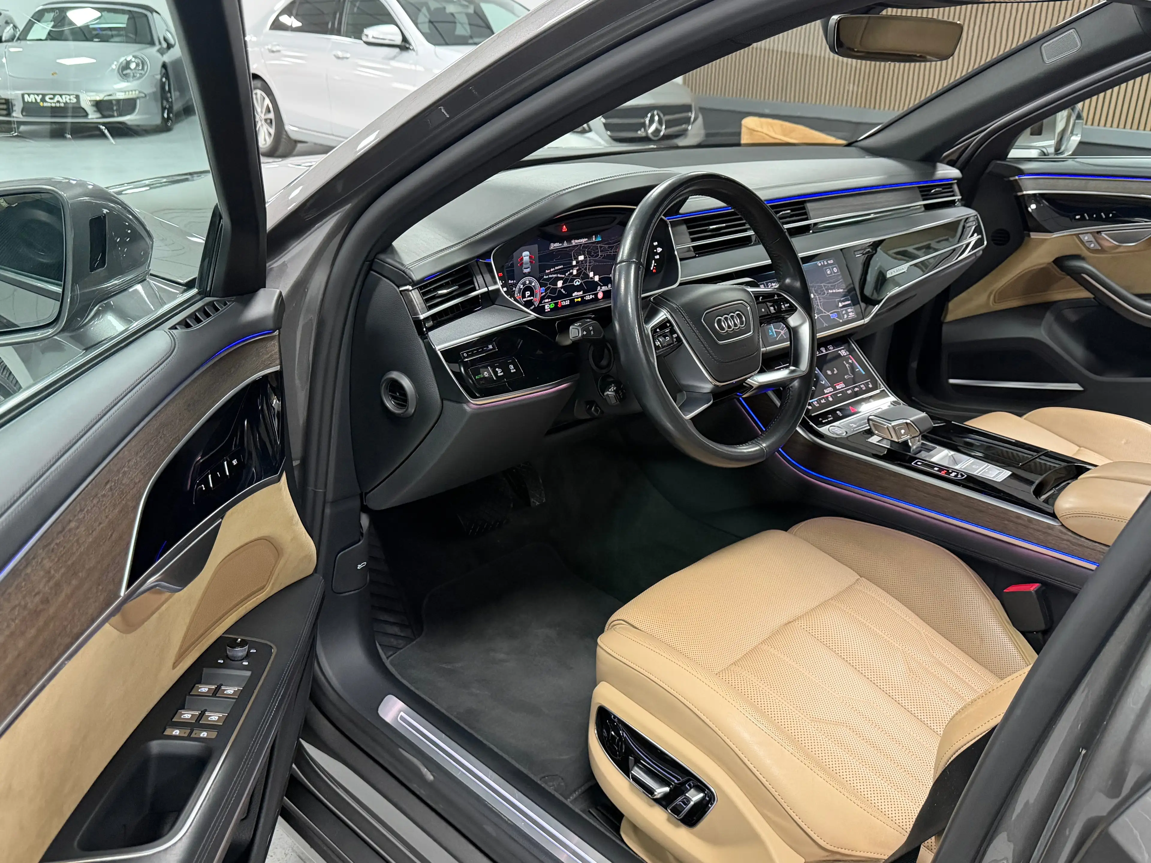 Audi A8 50 TDi Quattro Tiptronic - TOIT PANORAMIQUE - MATRIX - DISTRONIC - HEAD-UP - CAMERA 360 - KEYLESS — photo 12
