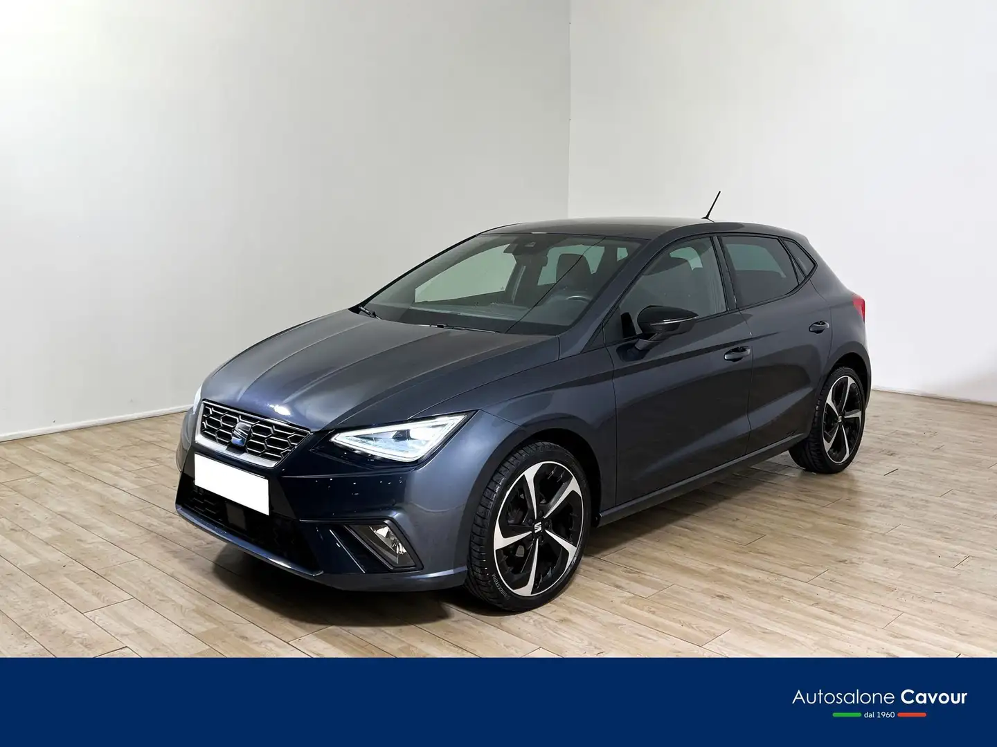 SEAT Ibiza Ibiza 1.0 TGI 5 porte FR Gris - 1