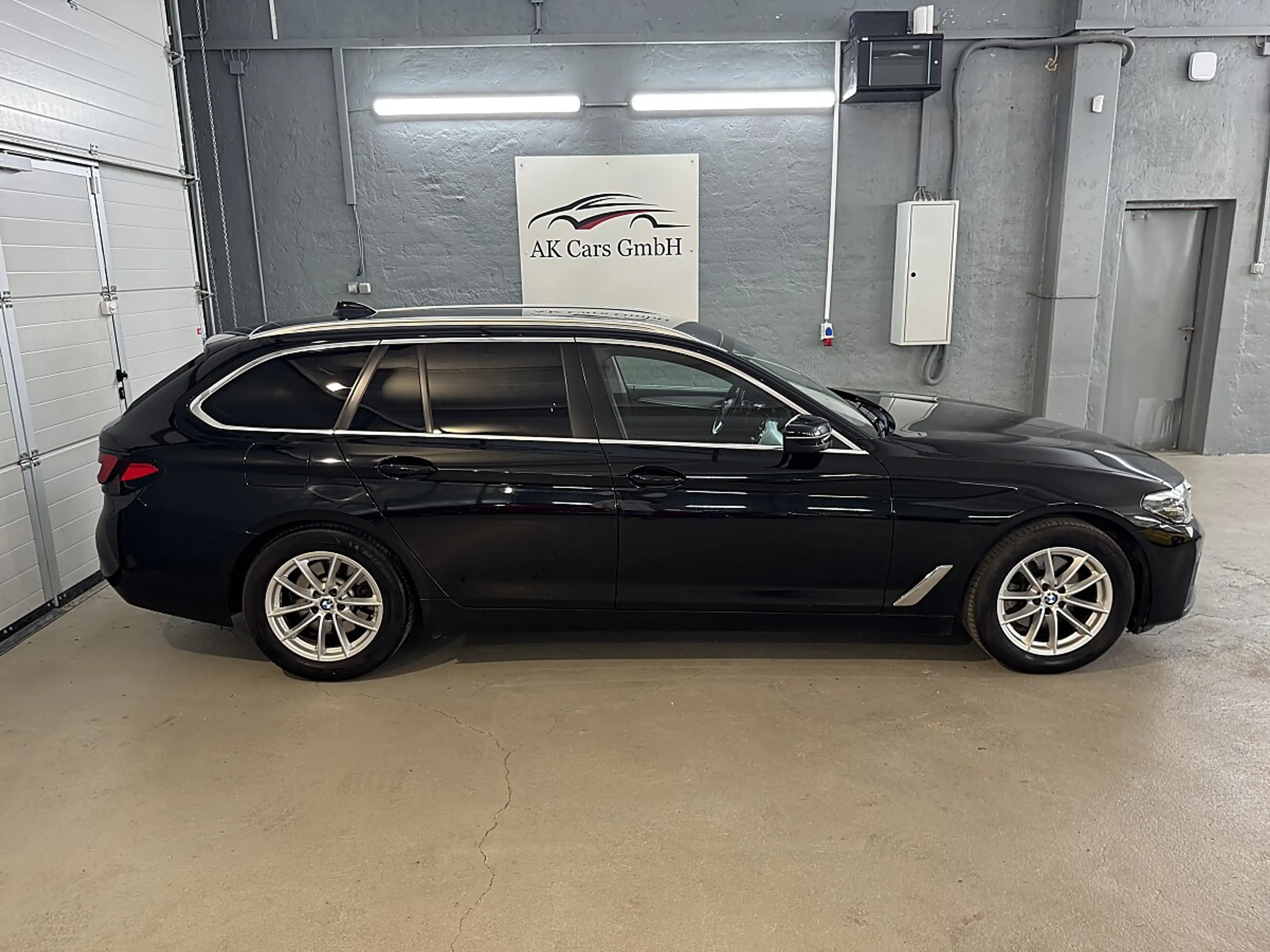 BMW 520 d xDrive Touring  Aut. G31 B47*Virtual*Lenkradh... — photo 7