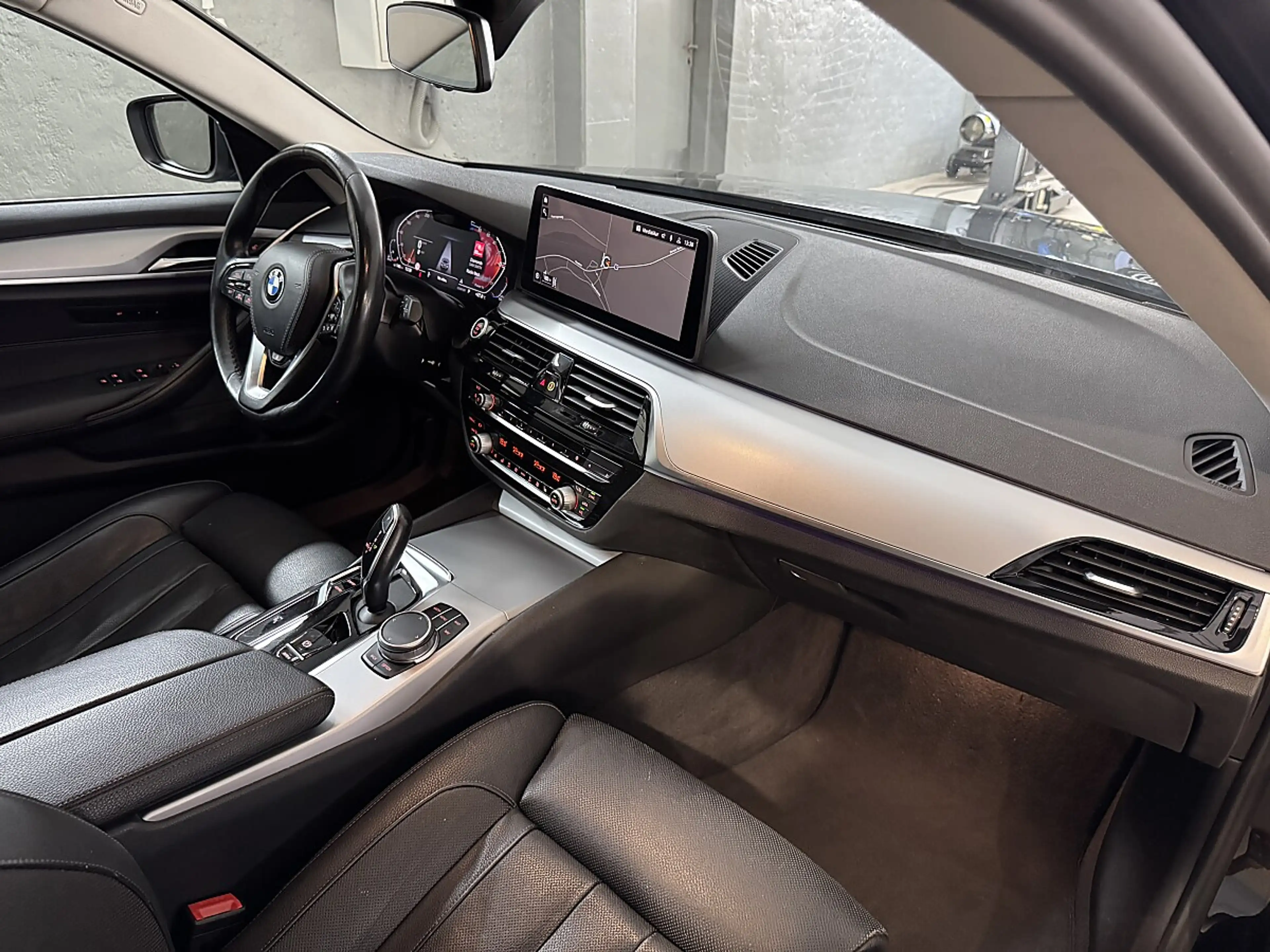 BMW 520 d xDrive Touring  Aut. G31 B47*Virtual*Lenkradh... — photo 15