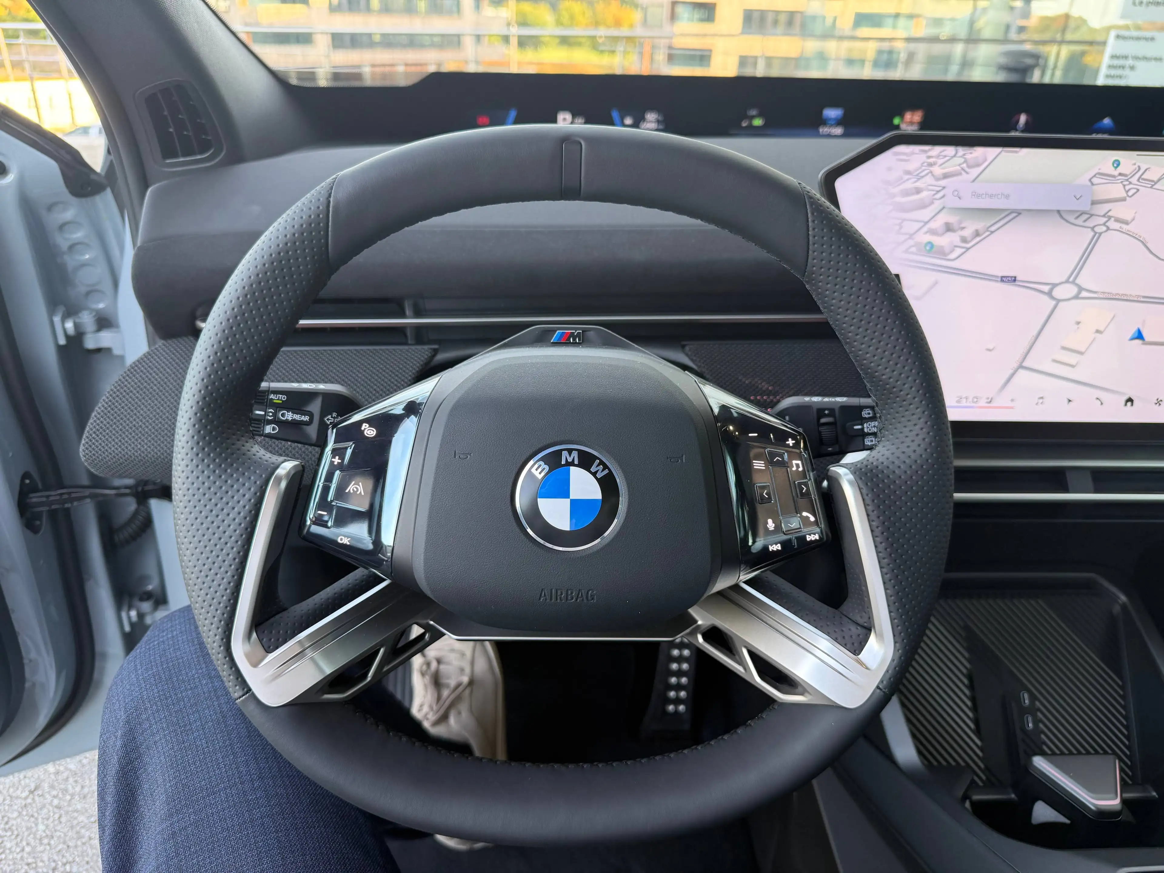BMW iX3 iX3 113.4 kWh 40 — photo 15