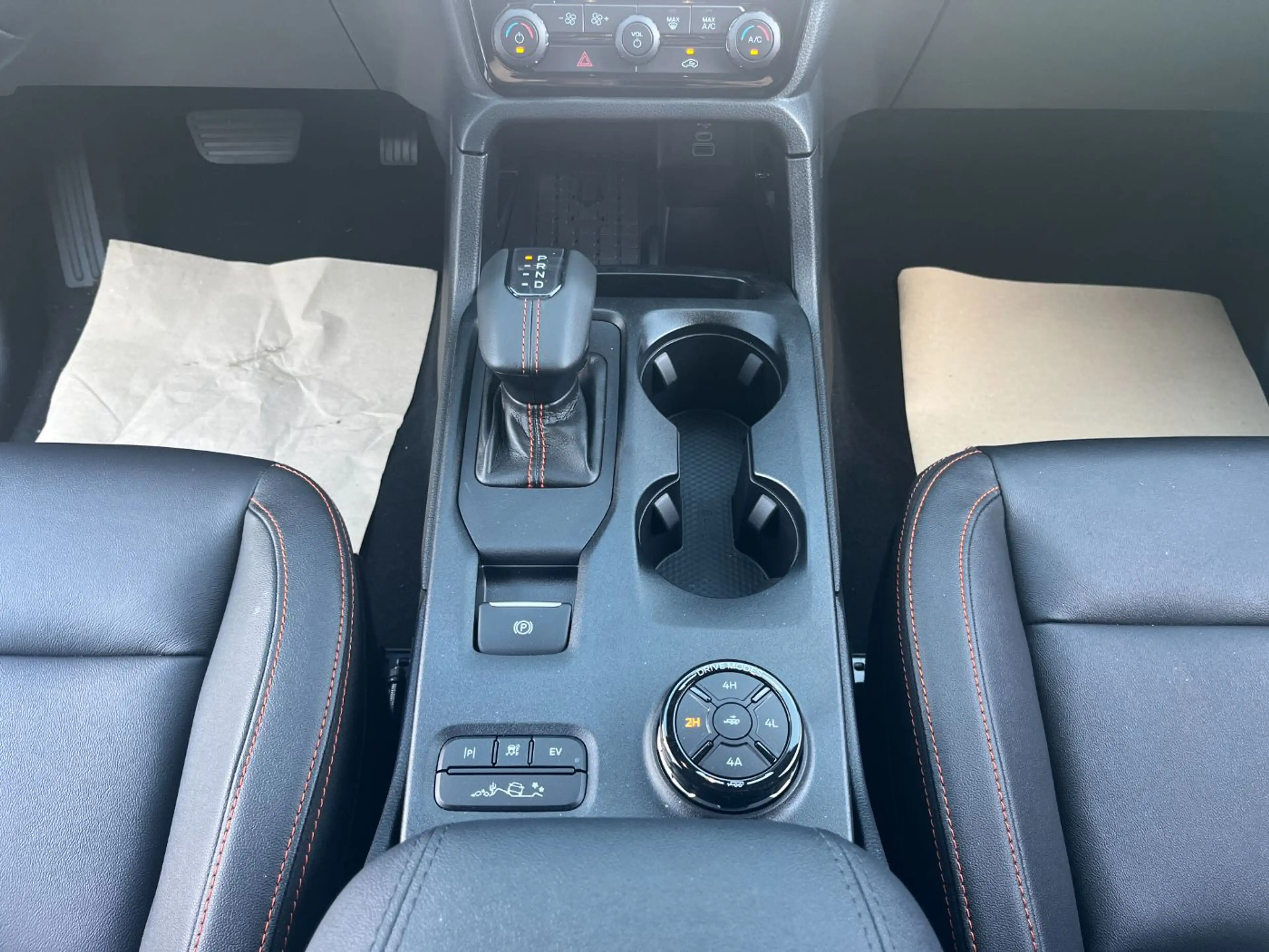 Ford Ranger DoKa 2.3l EcoBoost PHEV Wildtrak 207 kW — photo 10