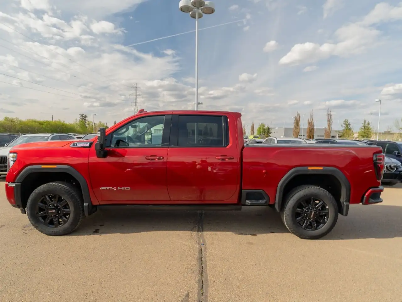 GMC Sierra 3500HD снимка GMC Sierra 3500HD
