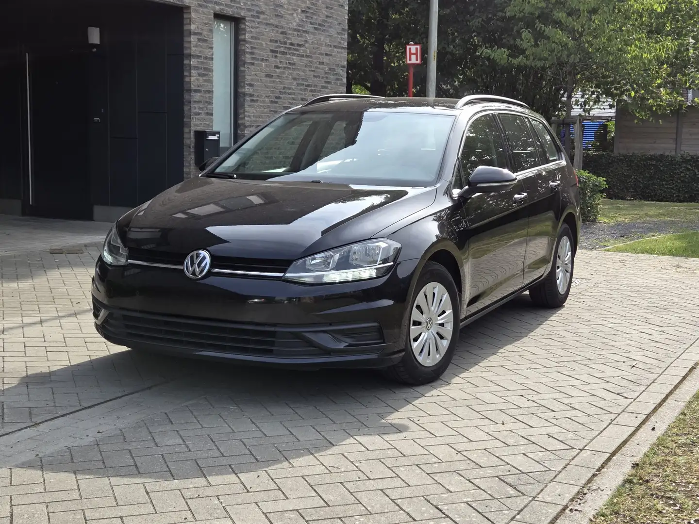 Volkswagen Golf Variant 1.0 TSI (BlueMotion Technology) Trendline - 1