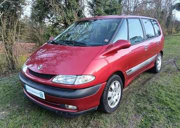 III 2.2 dCi 115ch 7 PLACES Révisé & Garantie 12 mois Distribution remplacé