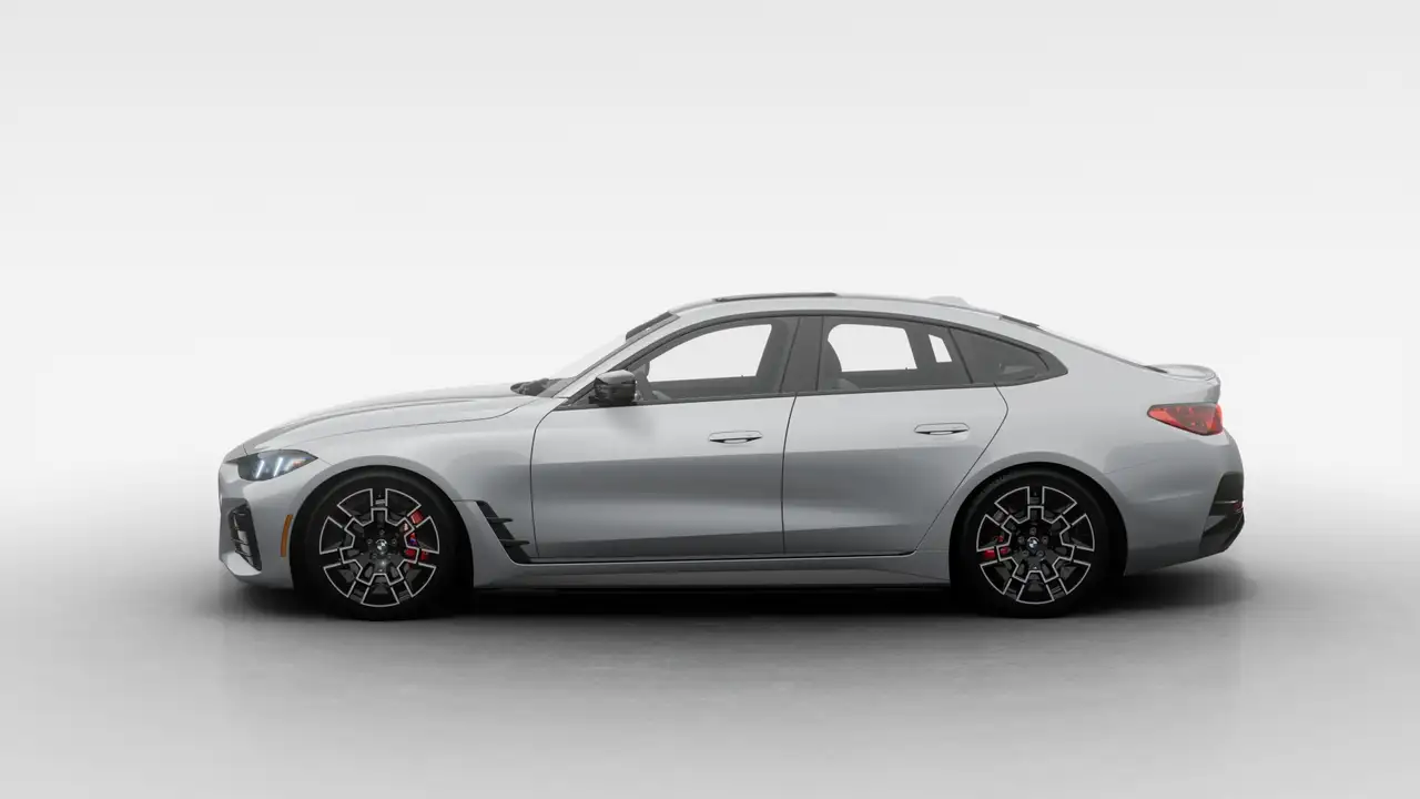 BMW i4 photo BMW i4
