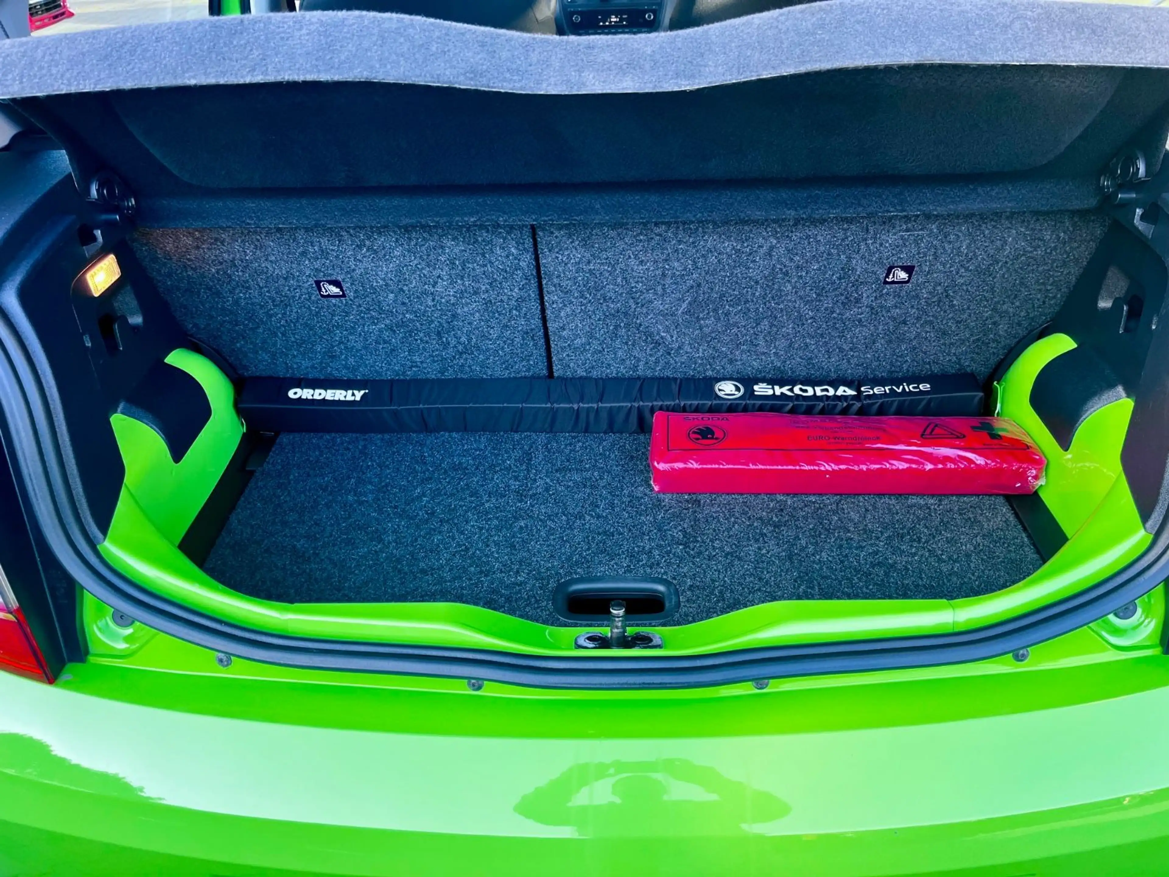 Skoda Citigo Active Klima SHZ 1-Hand Tüv+Insp Neu — photo 13