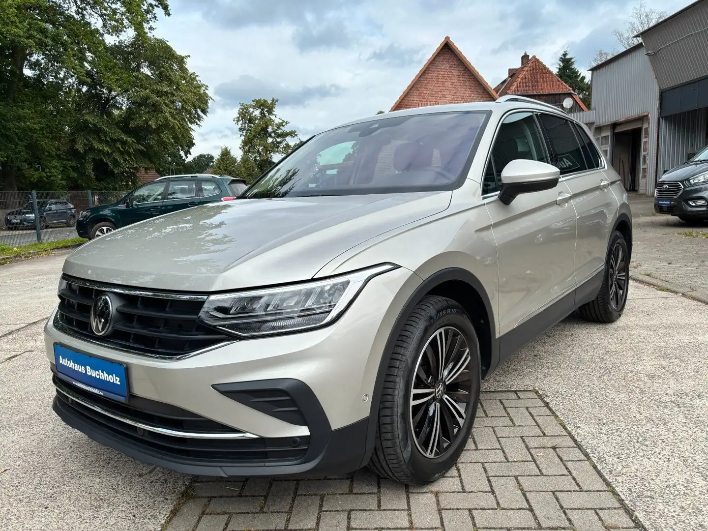 Volkswagen Tiguan Life MOVE 2.0 TDI*Navi*ACC*AHK*Garantie 5 Argent - 1
